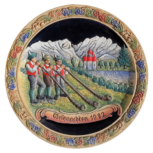 Vintage Christmas Western Germany Weihnachten Salt Glaze 1982 Wall Décor Plate - Picture 1 of 11